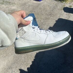 Nike Fusions Men’s White and Blue High-Top Sneakers